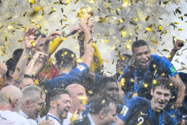 而多尔特式 而多尔特式