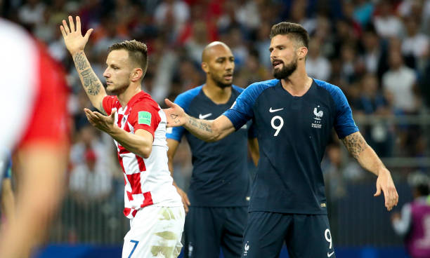 伤提前退出 伤提前退出