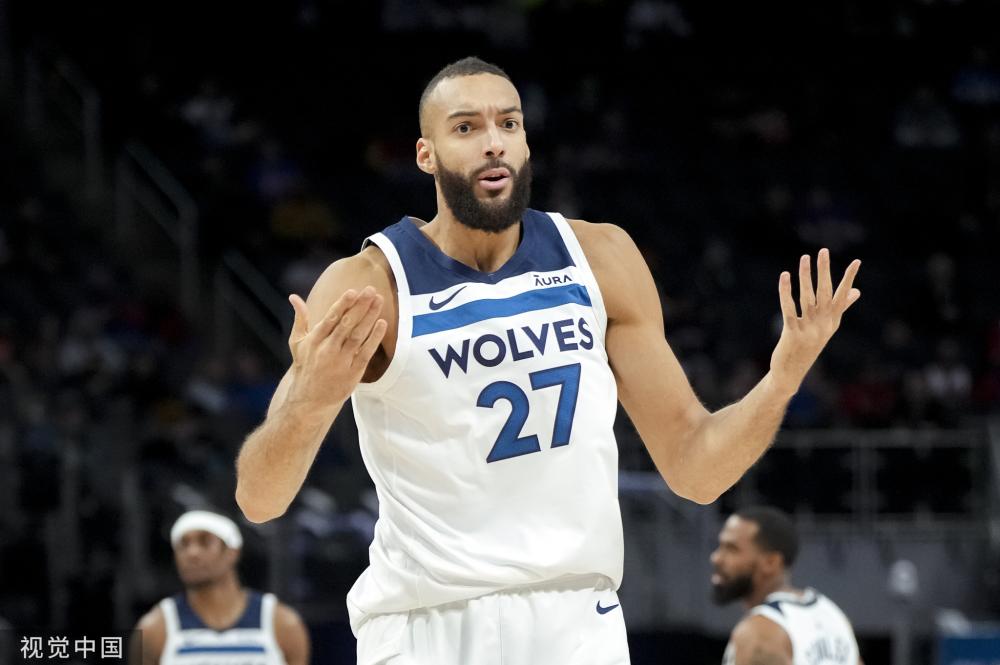 以往她需要 以往她需要