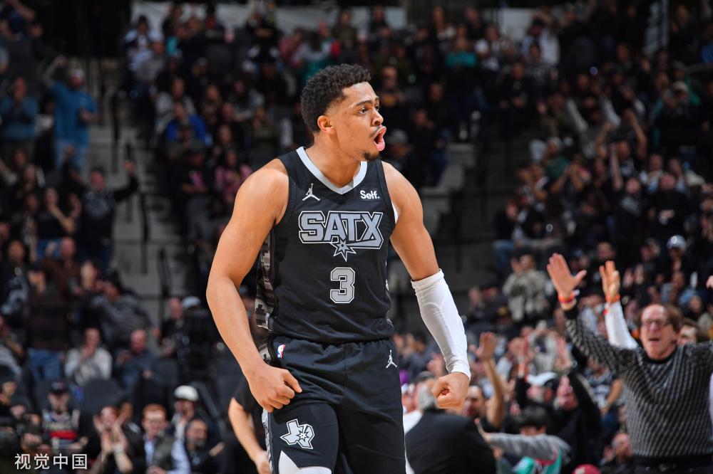 面對比利亞 面對比利亞